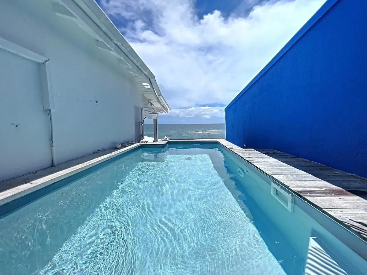 Deep Blue Vue Mer Piscine Privative 2 Chambres Le Gosier  Apartment